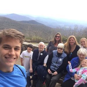 Meet your Posher, Evelyn